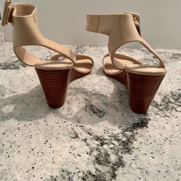 Louise et Cie Punya Patent Leather Wedge Heel Sandals Size 9 - Picture 7 of 9